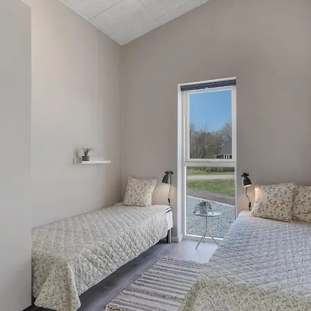 Amazing In With Kitchen *